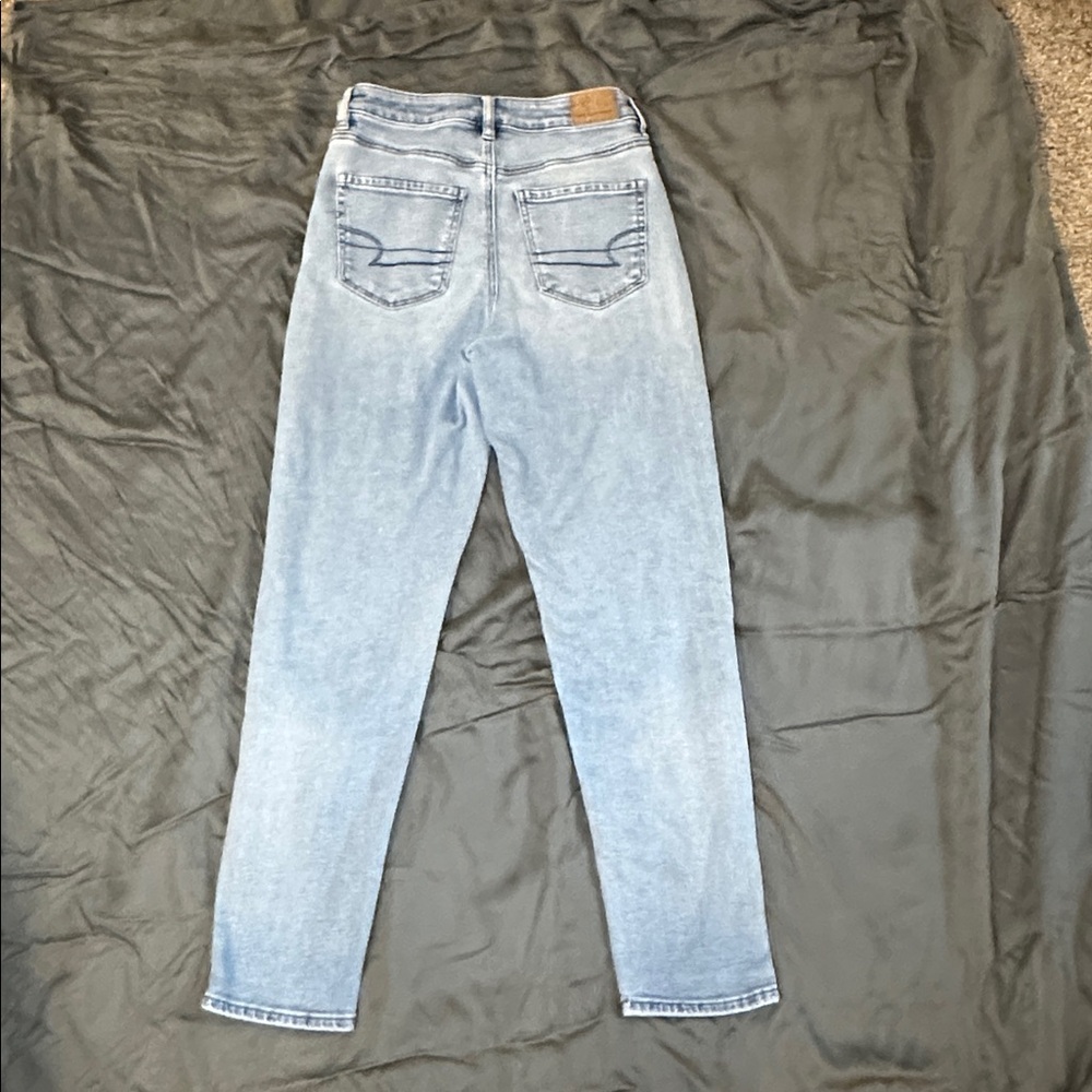 American Eagle Outfitters Light Blue Straight Leg Jeans - Picture 5 of 5